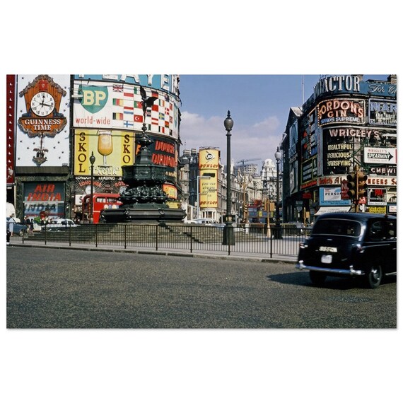 写真プリント 1964 ロンドン ピカデリー サーカス、SKOL、ダンロップ