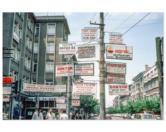 Fotodruck 1970er Jahre Istanbul, Taksim Harbiye Medizinischer Distrikt, Arzt, Arzt, Wand, Kunst, Home Office Dekor Vintage 70er Jahre Türkei Geschenk