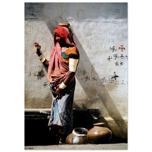 Photo Print 1970s India, Rajasthani Woman with Earthen Water Pots, Vintage Wall Art Home Office Decor Poster, Seventies Indian Heritage Gift