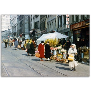 Impresión fotográfica de Ginebra, Suiza, década de 1950. Vista de la calle con compradores, vida suiza. Arte mural vintage, bellas artes de los años cincuenta, decoración para el hogar y la oficina. Póster, regalo.