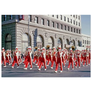 Impression photo Pasadena, Californie des années 1960, Junior Rose Bowl Parade, cadeau affiche d'art déco murale des années 60, First Western Bank Building