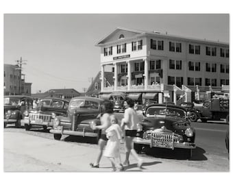 Impression photo des années 1940 The Ashworth Hotel, Hampton Beach, New Hampshire, vintage NH Vacations, affiche murale art côtier maison des années 40 cadeau déco
