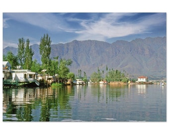 Photo Print 1960s Houseboats in Kashmir, Dal Lake, Vintage Wall Art Home Office Decor Poster India Travel Destination Sixties Nostalgia Gift