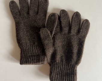 Yak Wool Men's Gloves, Soft and Extra Warm Gloves, Hypoallergenic Gloves, Odor Free and Moisture-Wicking Men's Gloves, No Dyes, Organic