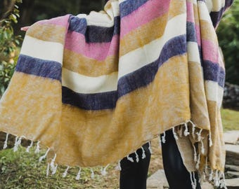 Blanket, Yak Wool, Soft and Warm, The Finest Wool, Hand-Loomed, Beautiful Colors, 97”x46”