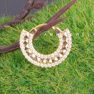 18K Gold Diamond Septum Ring: Channel Set Miligrain Clicker