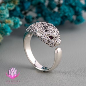 Iced Out Panther Ring Diamant Leopard Statement Djursmycken Gåva Till Henne