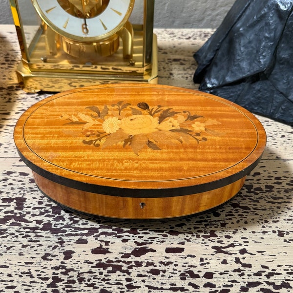 Vtg REUGE Inlaid Wood Flowers Music Jewelry Box Italy "Laura's Theme"