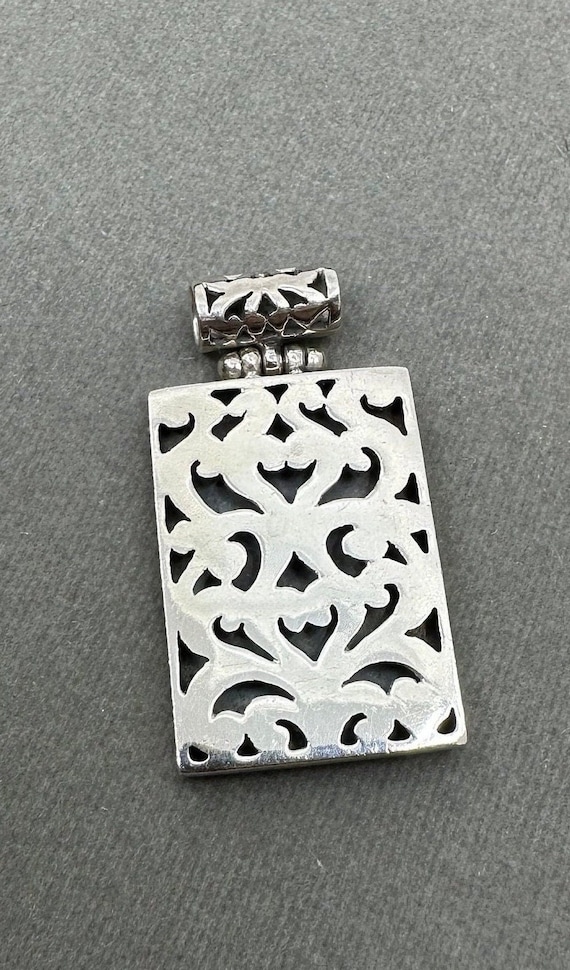 925 Sterling Silver Scroll Work Pendant