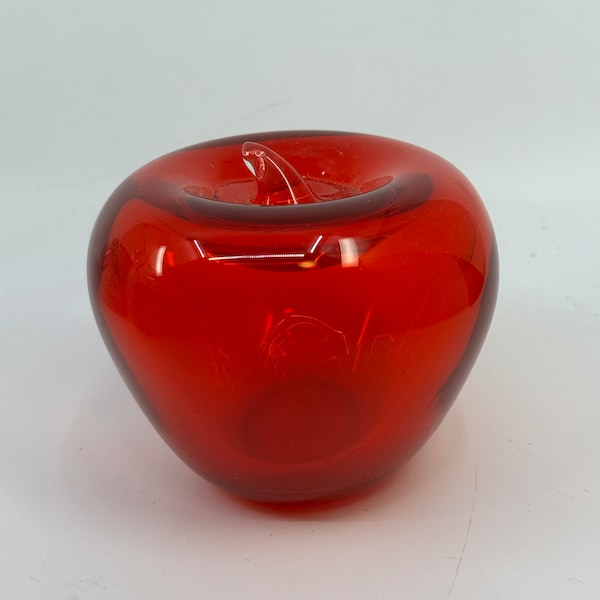 Beautiful Vintage Blenko Hand Blown Art Glass Red Apple Paperweight