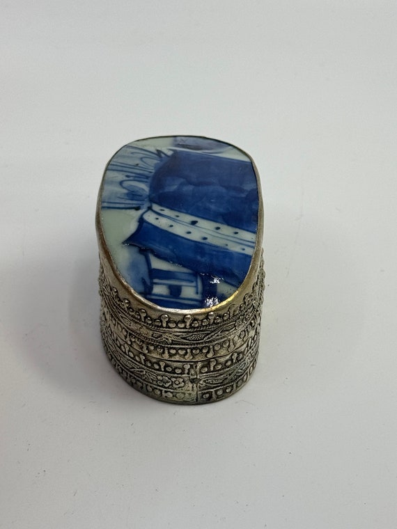 1960s Vintage Chinese Porcelain Shard Box, Silver 