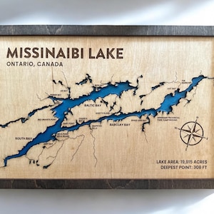 Mapa de lago de madera personalizado con epoxi