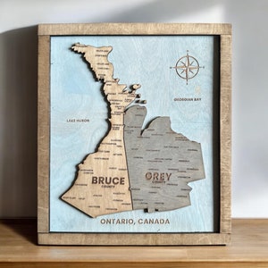 Carte en bois grise du comté de Bruce