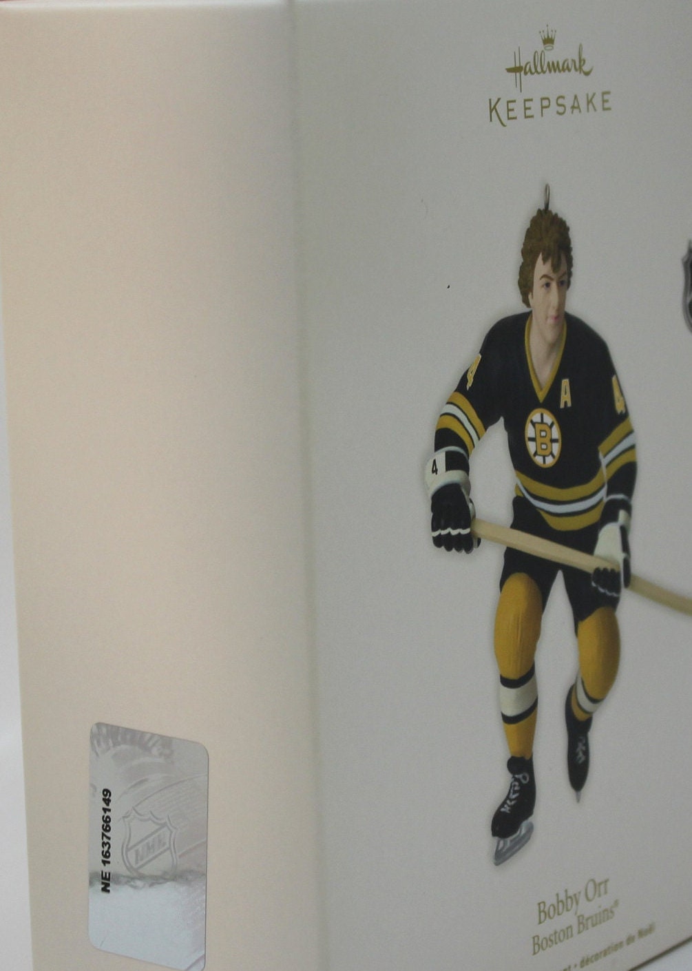 Bobby Orr - Boston Bruins 2013 Hallmark Ornament