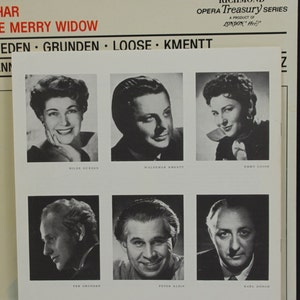 Peut inclure: Image en noir et blanc d'une pochette de disque d'op&eacute;ra vintage. Elle pr&eacute;sente des portraits de six artistes, dont Hilde Gueden et Waldemar Kmentt. Le titre "The Merry Widow" est visible, ainsi que le logo "Richmond Opera Treasury Series".