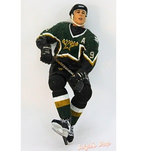 McFarlane Toys NHL New York Islanders Sports Picks Hockey Legends Series 2 Mike  Bossy Action Figure White Jersey - ToyWiz