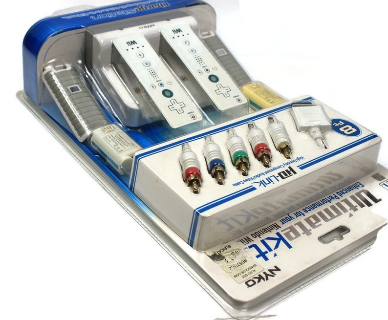 Nyko Ultimatekit Nintendo Wii Dual Charge Station Rechargeable