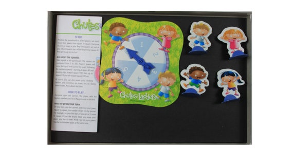 Disney Pixar Games Compendium, Goditi 4 giochi da tavolo, Morris da nove uomini, Draughts, Ludo, Ladders Game, ottimo regalo per bambini dai 5 anni in su