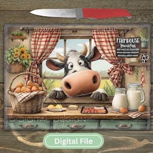 Pode incluir: Ilustração digital de uma cena de café da manhã na fazenda. Uma vaca espreita por uma janela acima de um balcão com ovos, bacon e leite. Uma cesta de ovos e uma placa que diz "Farmhouse Breakfast" também são visíveis. Uma faca com cabo vermelho está no topo.