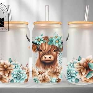 Vaso esmerilado con diseño de vaca de las Tierras Altas con tapa de bambú - 16 oz