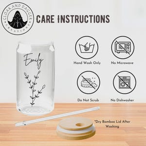 Somebody's Bomb Ass Bonus Mom Beer Glass with Bamboo Lid afbeelding 6