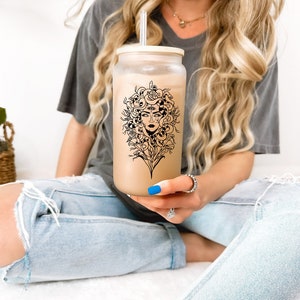 Medusa Frosted Glass Cup: 16 oz Iced Coffee Cup with Bamboo Lid