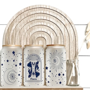 Pisces Tarot Card Frosted Beer Glass with Bamboo Lid