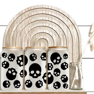 Halloween Skulls Frosted Glass with Bamboo Lid - 16 oz Coffee Cup