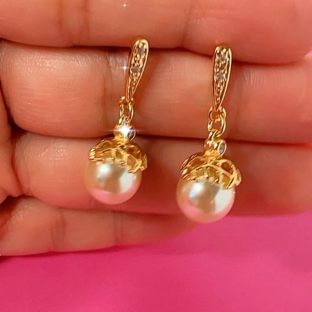 Dangle Pearl Earrings 18k Gold and Silver Plated Bridesmaid Earrings