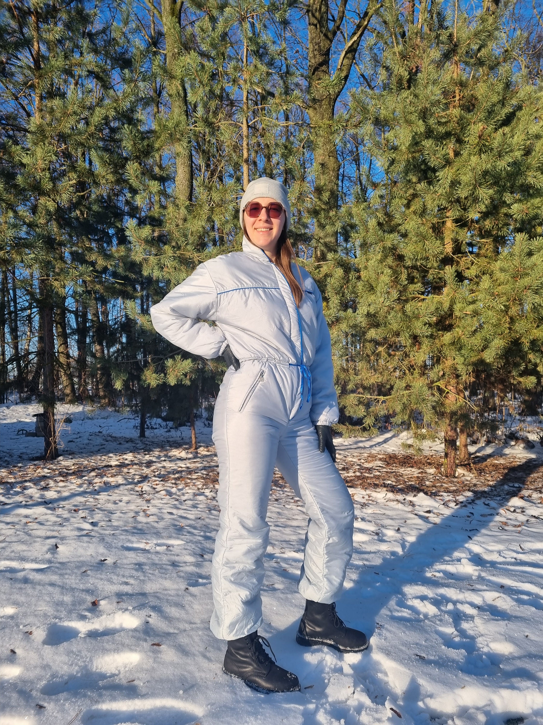 80's Ski Outfits: Vintage Men's & Women's Retro Ski Suits