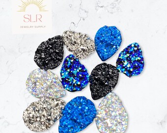 Cabochões em resina com glitter e efeito drusa, 14 mm | 18 mm | Materiais para confecção de bijuterias DIY | Conjunto com 2 unidades