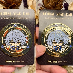 Spilla smaltata HSR Sunday Honkai Star Rail da 5 cm ~Serie Casino Chip~