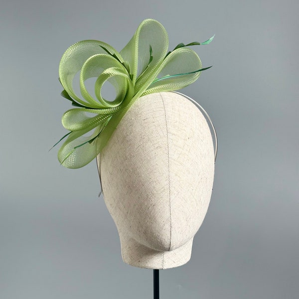 Moss Green crinoline & goose biot feather fascinator. Ascot hat races ladies day hair small headband wedding guest Hatinator