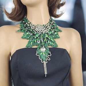 Bib Necklace, emerald green crystal bib necklace, green statement necklace, rhinestone luxury necklace, gift for her, emerald necklace