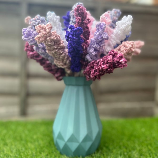 Crochet lavender flower pattern