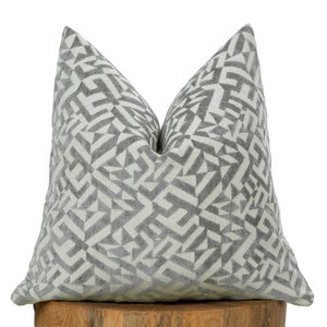 Copricuscino grigio tagliato, cuscino da lancio in velluto spesso tagliato, federa europea jacquard grigia, copricuscino intrecciato geometrico, dimensioni personalizzate