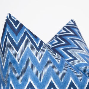 Blue & White Chevron Pillow Cover, Blue Tones Throw Pillow, Zigzag Double Side Pillow Cover, Chevron Euro Sham, Luxury Home Decor, All Sizes