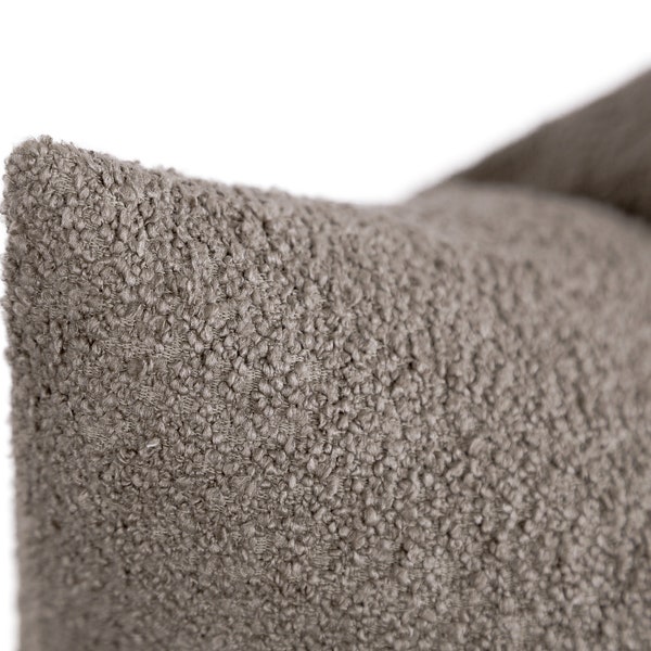 Copricuscino Taupe Boucle, Euro Sham fatto a mano, tessuto morbido e pesante • Copricuscino moderno, lavabile e durevole // Dimensioni personalizzate