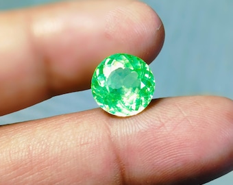 Anillo de joyería con piedra preciosa de zafiro verde natural, forma redonda y talla facetada, piedra suelta, joyería personalizada.