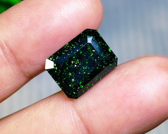 Piedra preciosa arenisca verde natural, corte esmeralda, fabricación de anillos, joyería, piedra suelta, joyería personalizada.