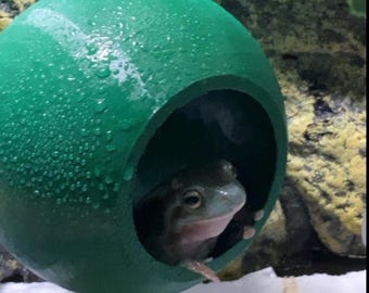 3D-Printed Hanging Coconut Hide – Reptile & Amphibian Enrichment