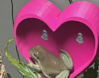 Sweetheart Sanctuary：3Dプリントのハート型爬虫類隠れ家 - 32色展開！ヤモリ、トカゲ、ヘビ、カエルの水槽の装飾に最適