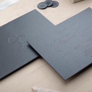 Faire-part de fête noir, feuille noire sur papier noir, faire-part de mariage sombres, cartes de fête haut de gamme, faire-part de fête épais en relief