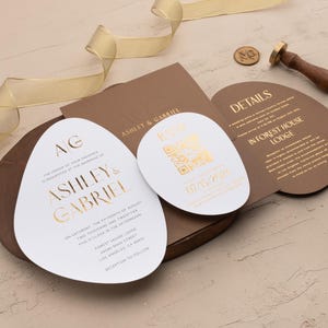 Brown and Gold Wedding Invitation | Elegant Gold Foil Modern Wedding Stationery | Oval Shape Invitation with Embossed Initials on Envelope
