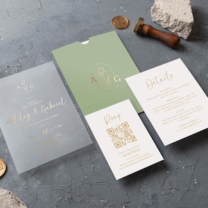 Ensemble de faire-part de mariage en acrylique avec pochette vert sauge et feuille d'or, faire-part de mariage élégant givré moderne, suite de mariage monogramme personnalisé