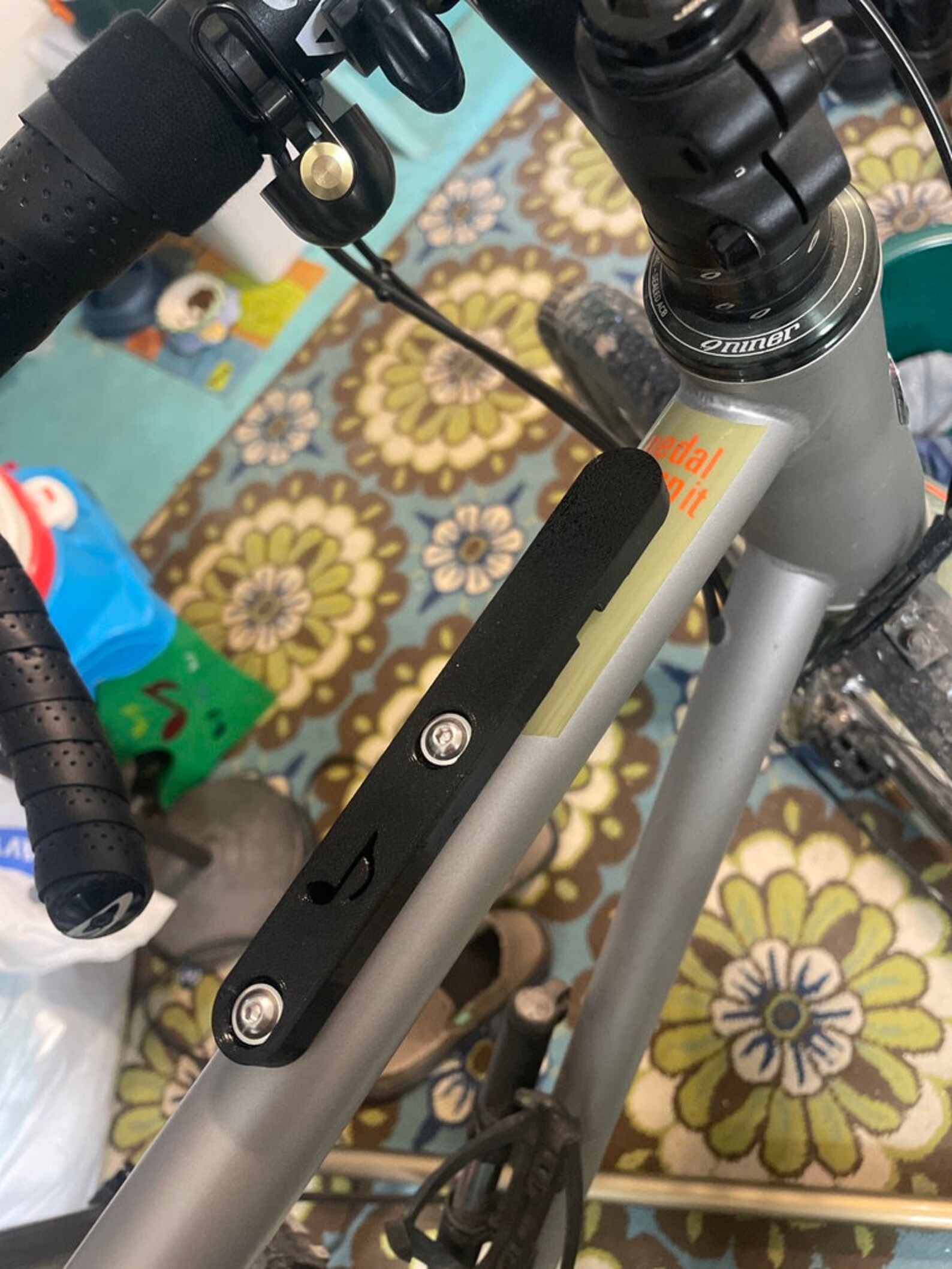 Bicycle Speaker Mount Tube Frame Strap Holder Universal Adjustable For Outdoor