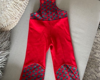 Vintage Mädchen Jungen Kinder Unisex Latzhose Boote rot