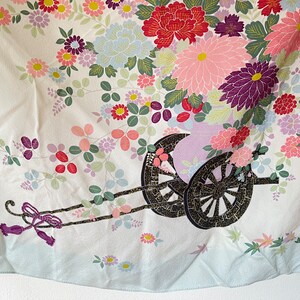 HANAGURUMA bloemenkar Japanse vintage zijde furoshiki