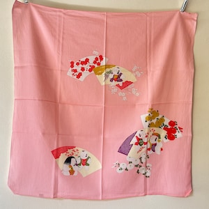 Playing kids and fans pink Japanese vintage furoshiki