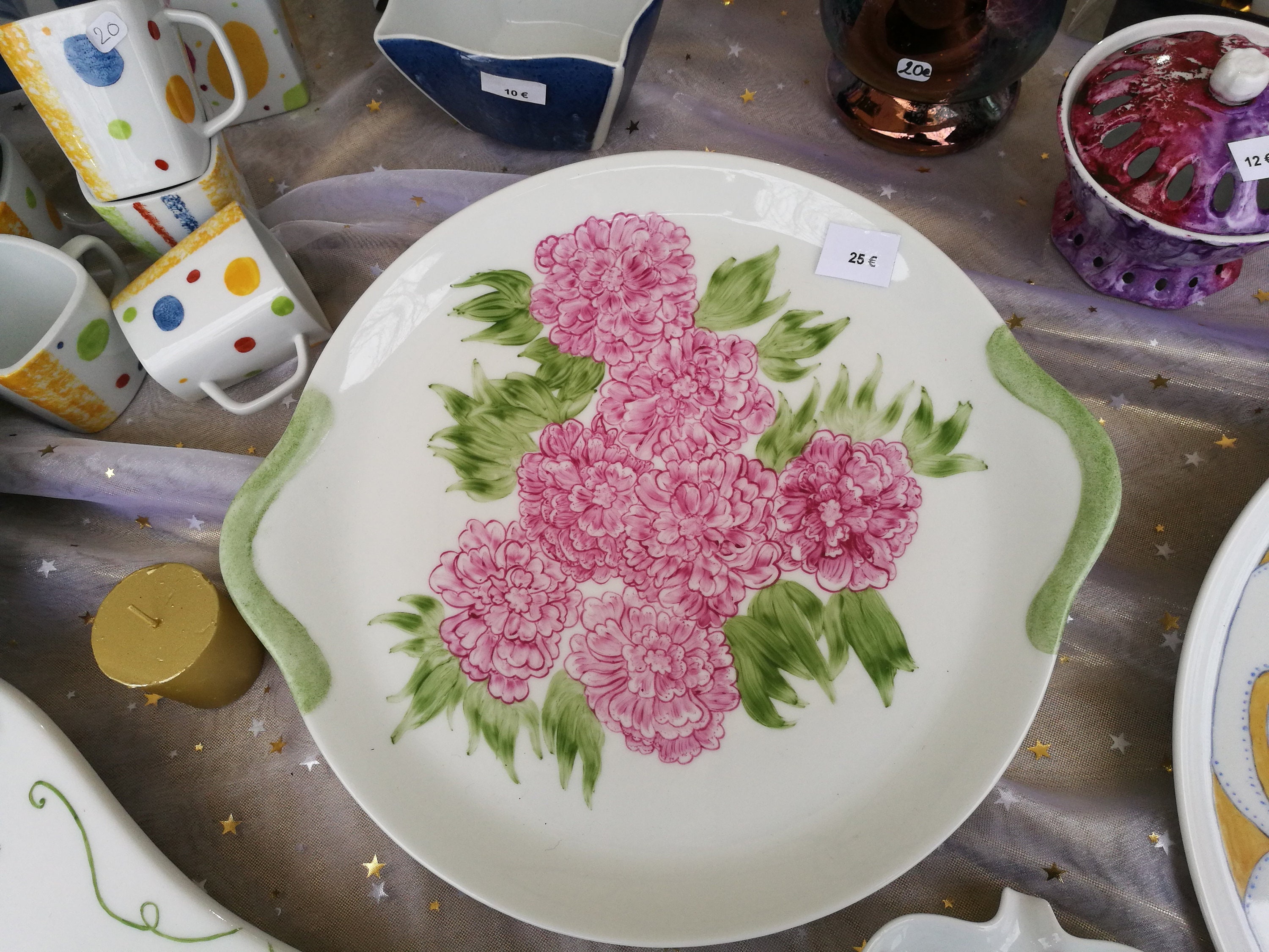 Plat Aux Chrysantèmes Rose